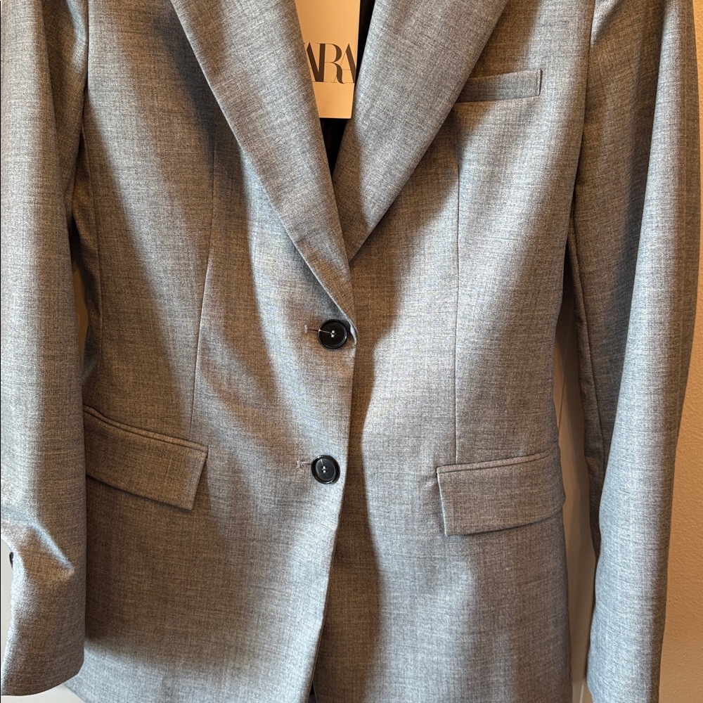 ZARA Light Gray Tailored Two-Button Blazer - Picture 5 of 7